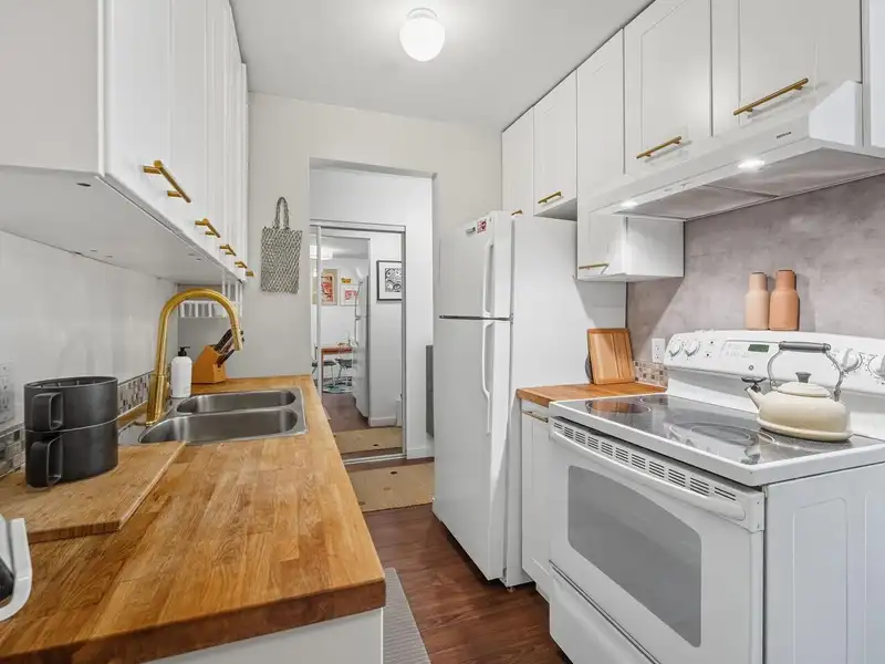 314 1515 E 5TH AVENUE - photo 4 of 20