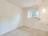 8064 IVY COURT - thumbnail 24