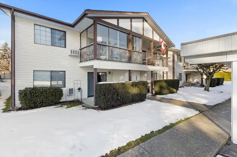 8 32718 GARIBALDI DRIVE - photo 3 of 29