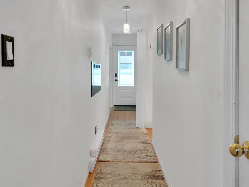 62 32310 MOUAT DRIVE - photo 2 of 33