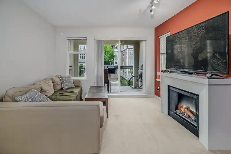 315 4788 BRENTWOOD DRIVE - photo 3 of 27