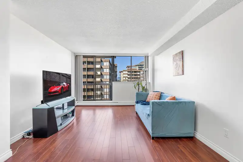 1202 620 SEVENTH AVENUE - photo 2 of 26