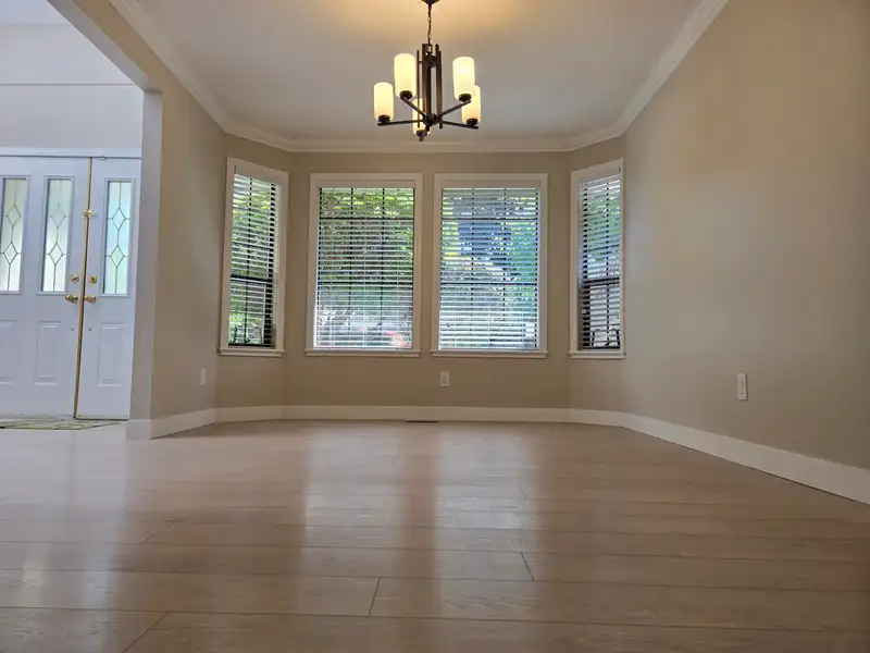 9224 EVANCIO CRESCENT - photo 4 of 17