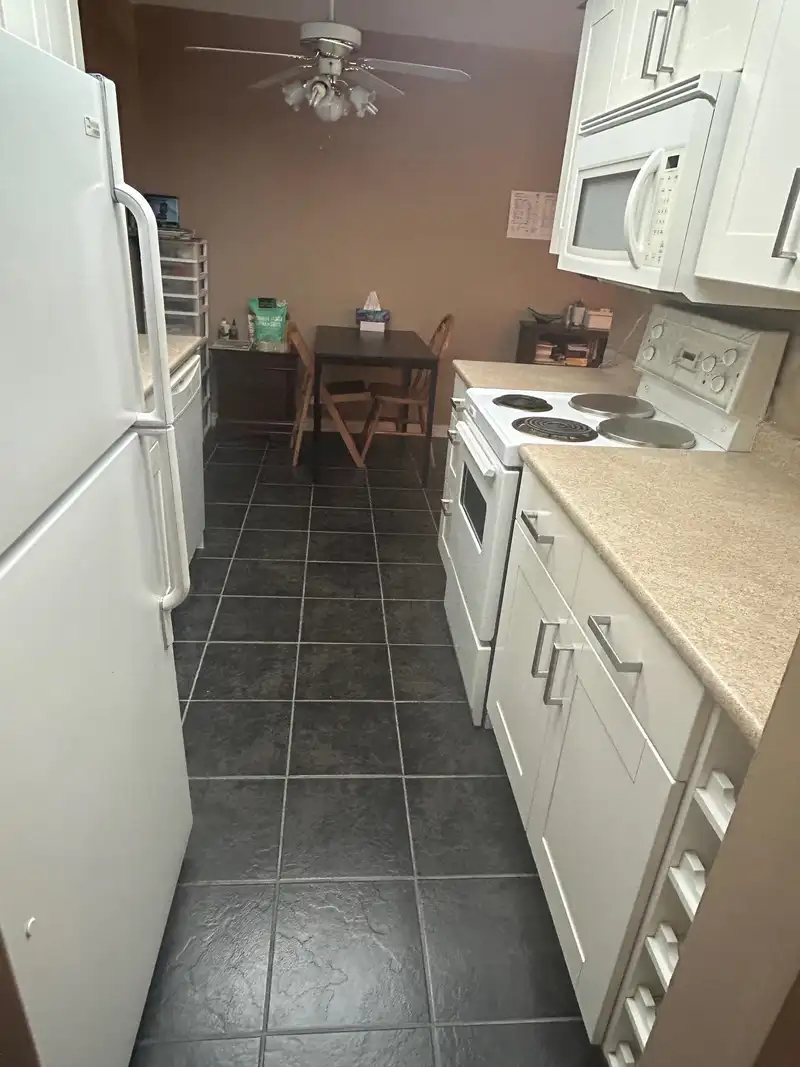 101 6660 BUSWELL STREET - photo 3 of 8