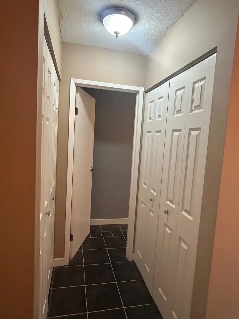 101 6660 BUSWELL STREET - photo 4 of 8