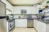 111 8142 120A STREET - thumbnail 17