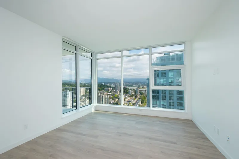 4004 680 QUAYSIDE DRIVE - photo 3 of 25