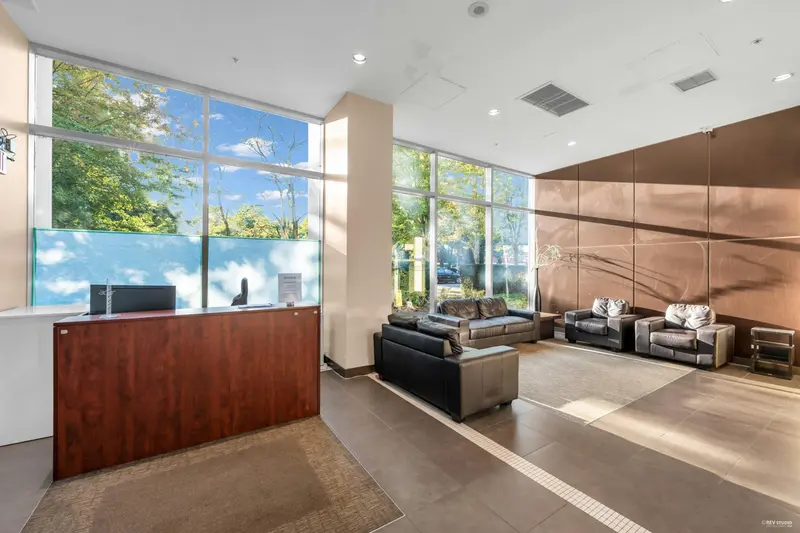 1103 5028 KWANTLEN STREET - photo 3 of 7