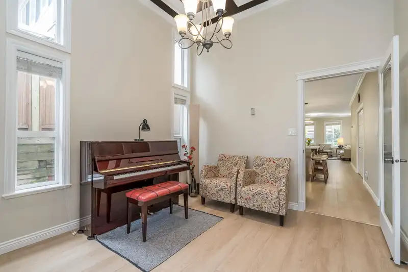 6459 WALKER AVENUE - photo 4 of 29
