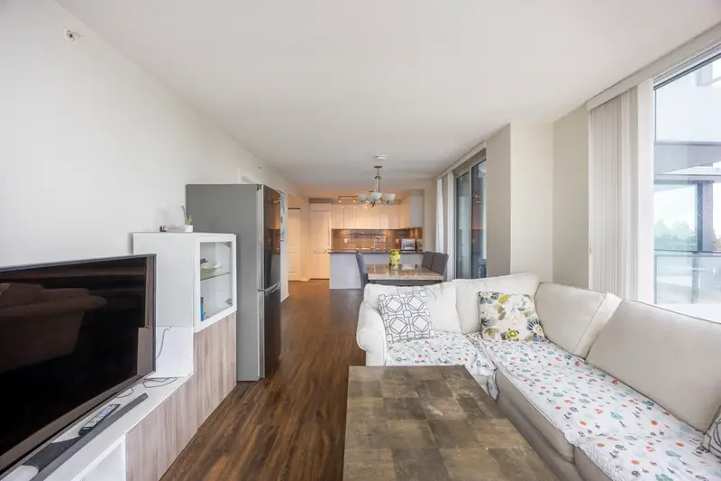 705 6658 DOW AVENUE - photo 4 of 19