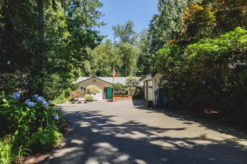 23801 128TH CRESCENT - photo 2 of 40