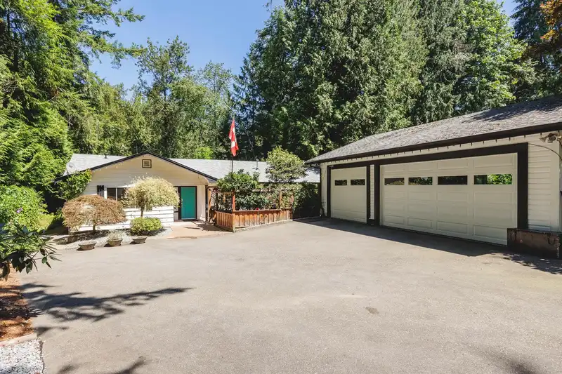23801 128TH CRESCENT - photo 3 of 40