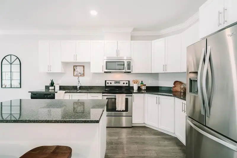 307 11580 223 STREET - photo 2 of 40