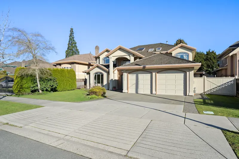 6211 DANUBE ROAD - photo 2 of 25