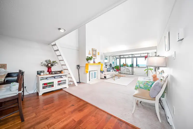 49 2202 FOLKESTONE WAY - photo 2 of 25