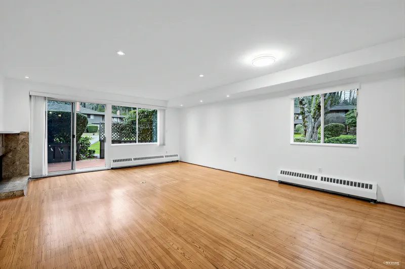 1109 235 KEITH ROAD - photo 4 of 25