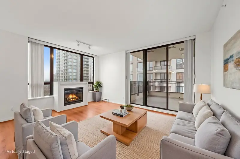 609 7138 COLLIER STREET - photo 1 of 25