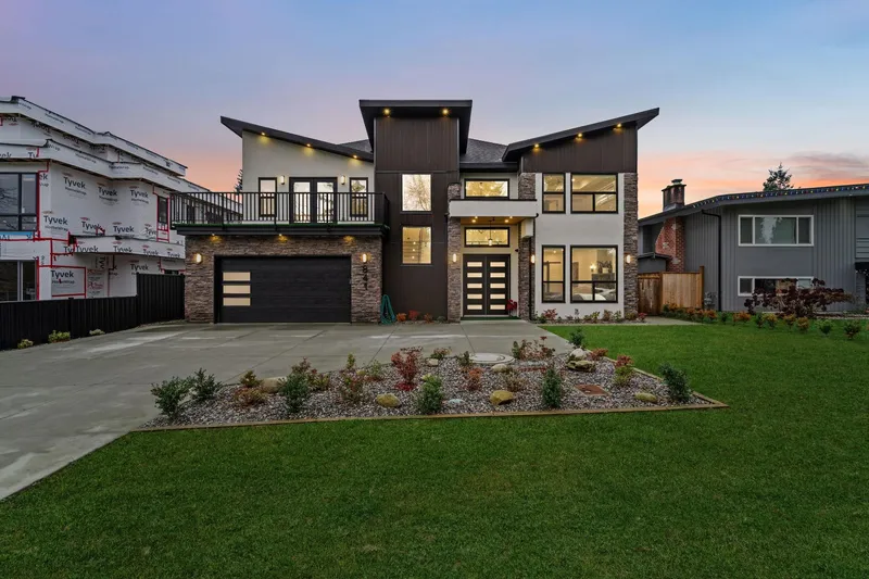 841 RONDEAU STREET - photo 2 of 25