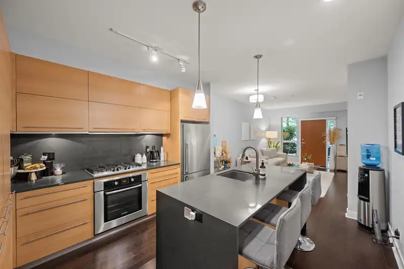 105 2020 W 12TH AVENUE - photo 1 of 30