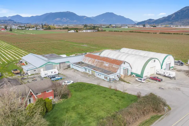 34211 HALLERT ROAD - photo 4 of 24