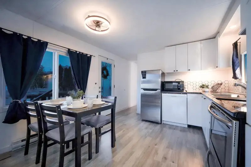 25 26892 FRASER HIGHWAY - photo 4 of 18
