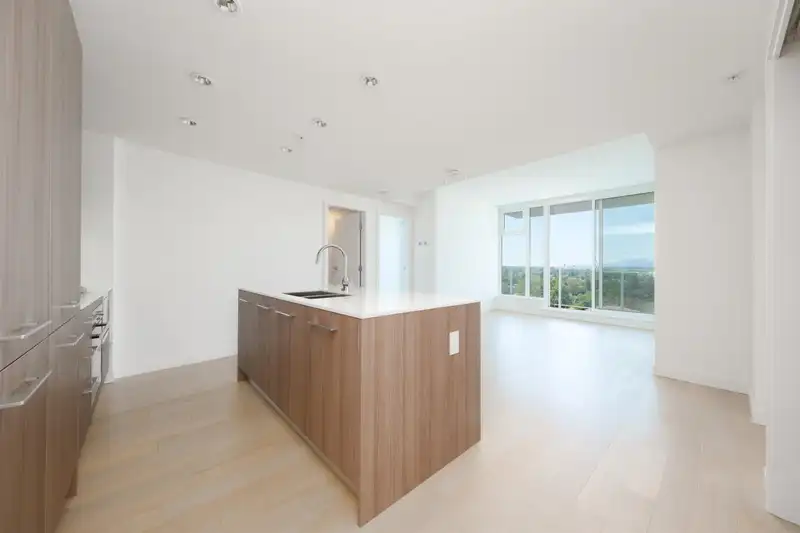 1105 4638 GLADSTONE STREET - photo 2 of 31