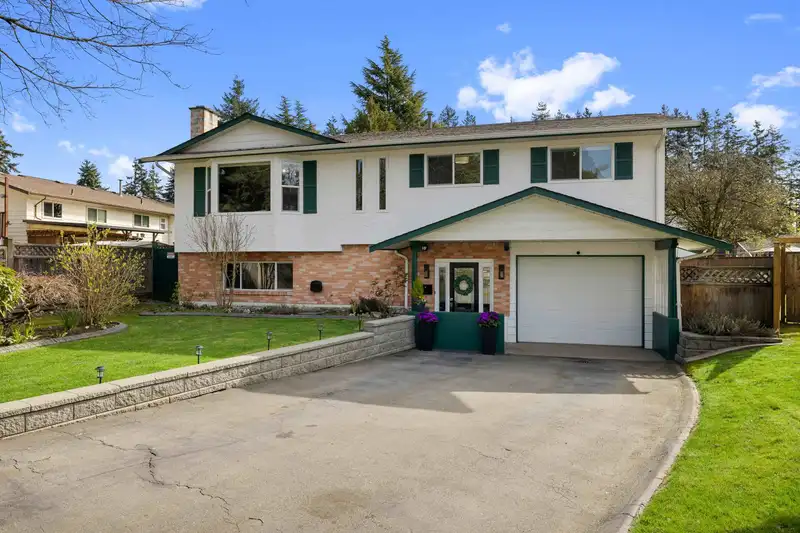 11762 80A AVENUE - photo 2 of 40