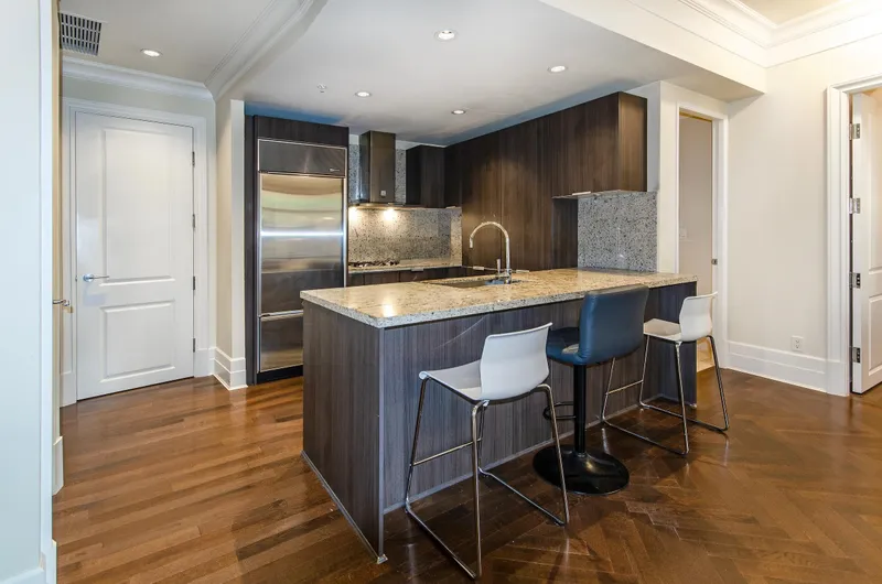 103 540 WATERS EDGE CRESCENT - photo 3 of 23