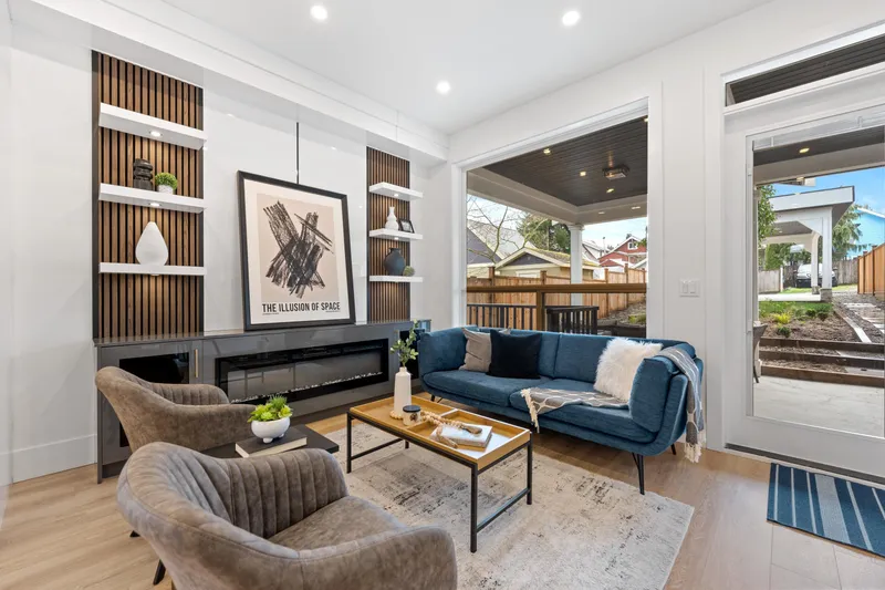 1 122 EIGHTH AVENUE - photo 1 of 25