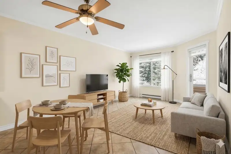 310 450 BROMLEY STREET - photo 3 of 37