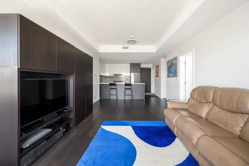 535 7008 RIVER PARKWAY - photo 4 of 23