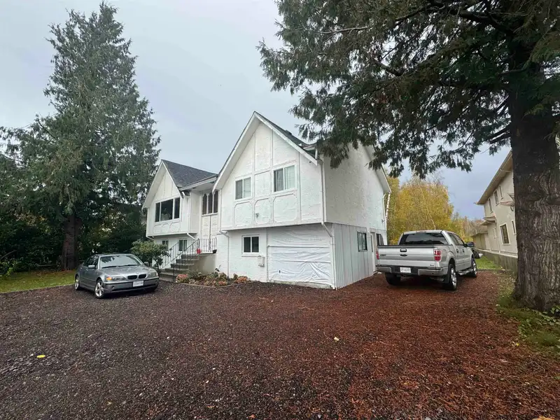 10251 BLUNDELL ROAD - photo 2 of 6