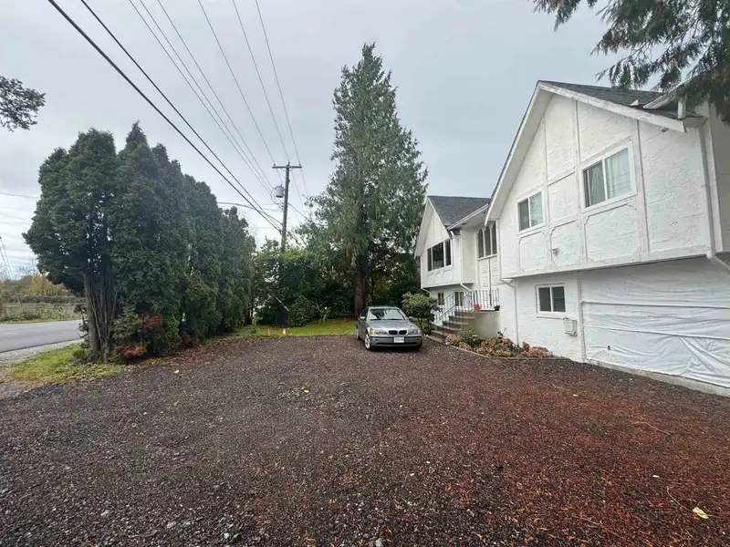 10251 BLUNDELL ROAD - photo 3 of 6