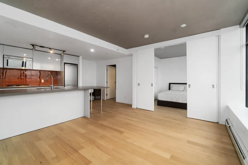 2803 108 W CORDOVA STREET - photo 4 of 25