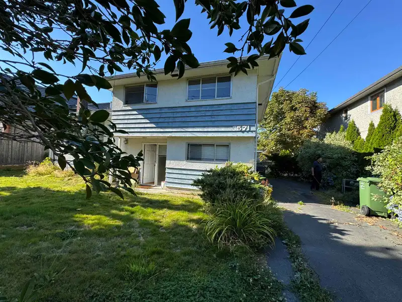 3571 ROSAMOND AVENUE - photo 1 of 11