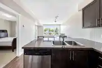 306 2008 BAYSWATER STREET - thumbnail 8