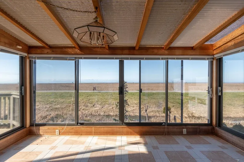 53 11291 7TH AVENUE - photo 4 of 25