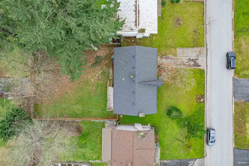 15026 PHEASANT DRIVE - photo 1 of 10