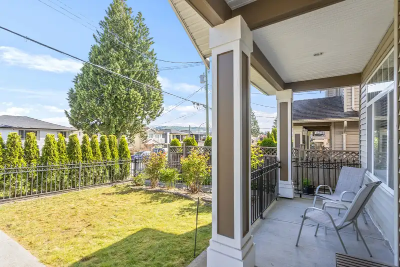 5668 HARDWICK STREET - photo 2 of 20