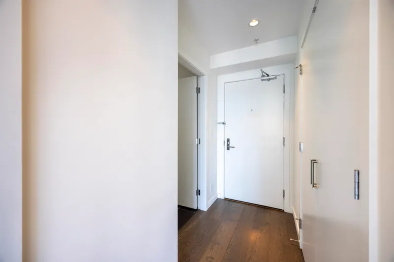 703 2550 SPRUCE STREET - photo 3 of 25