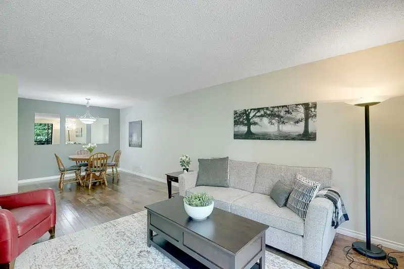 303 1740 SOUTHMERE CRESCENT - photo 1 of 28