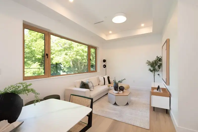 1 3120 W 11TH AVENUE - photo 3 of 38