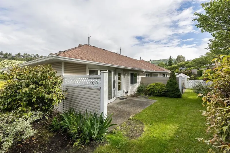 23 2081 WINFIELD DRIVE - photo 3 of 14