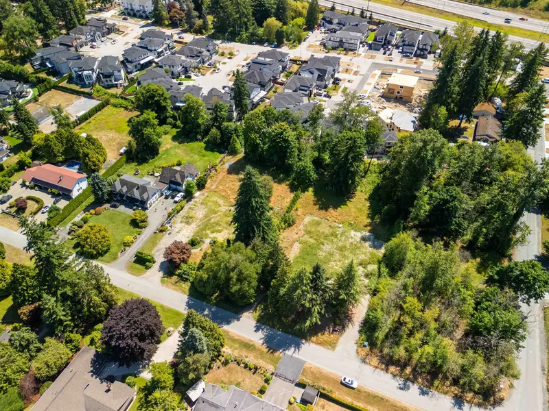 17336 101 AVENUE - photo 3 of 13