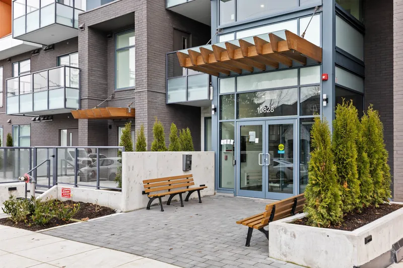 W212 10828 139A STREET - photo 1 of 25