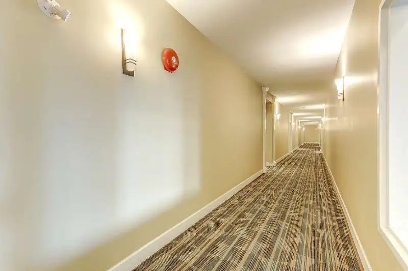 315 46262 FIRST AVENUE - photo 2 of 32