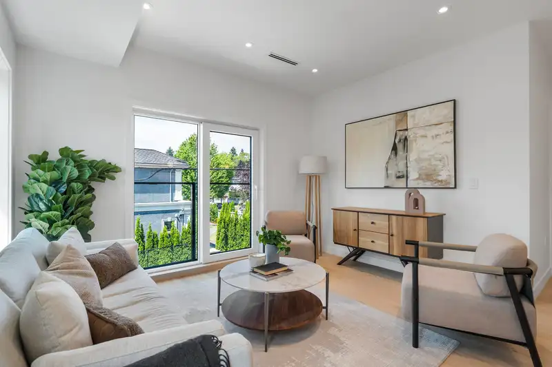 1012 W 52ND AVENUE - photo 3 of 15