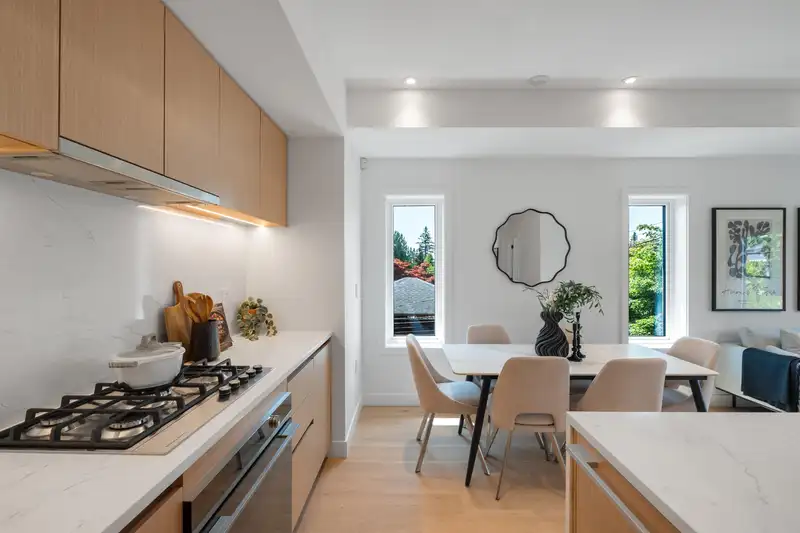 1012 W 52ND AVENUE - photo 4 of 15