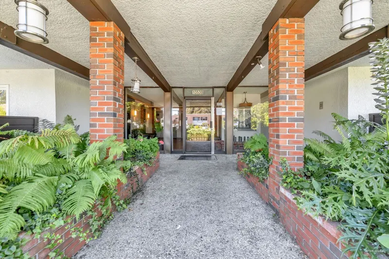 304 13530 HILTON ROAD - photo 1 of 22