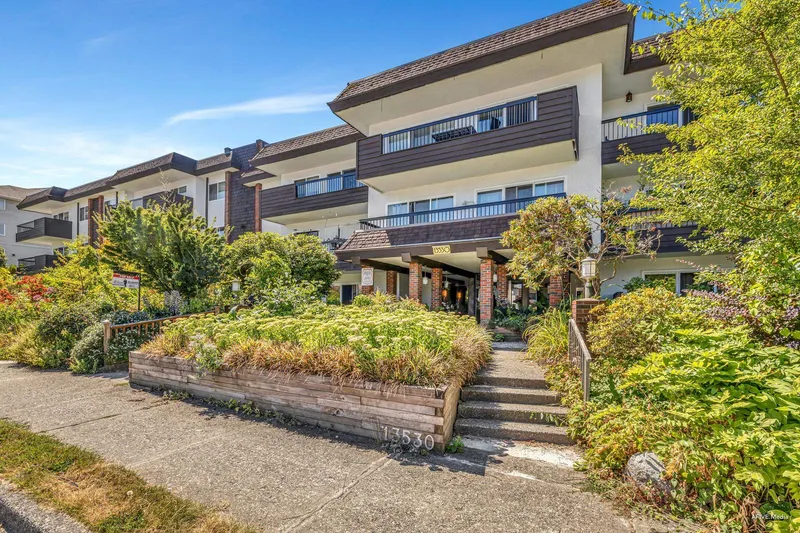 304 13530 HILTON ROAD - photo 2 of 22